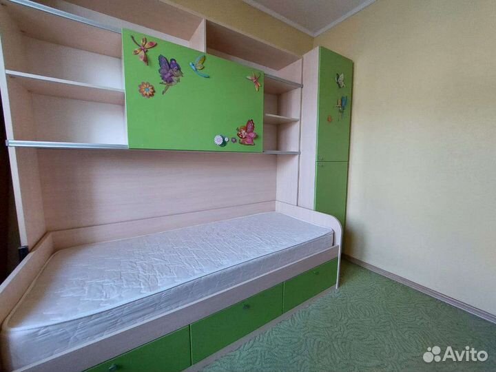 Спальный детский гарнитур, состояние нового