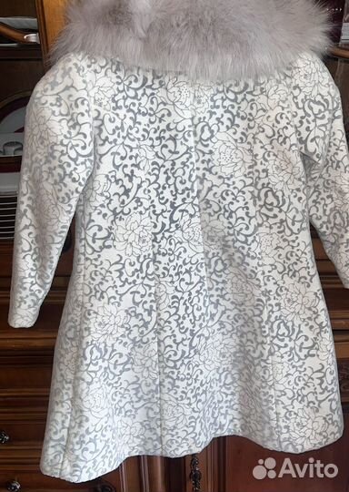 Детское пальто для девочки