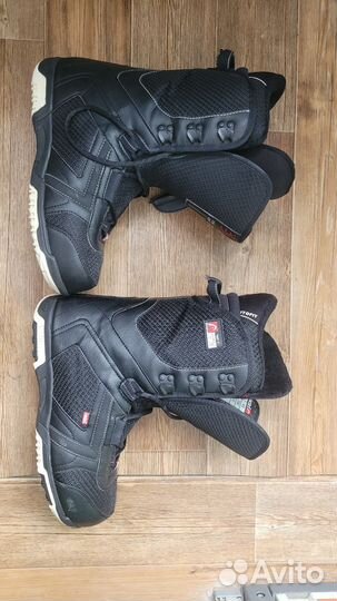 Сноуборд, ботинки, крепления