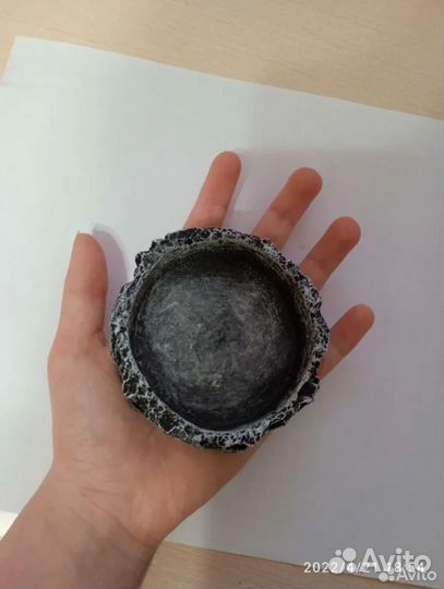 Кормушка и поилка для террариума