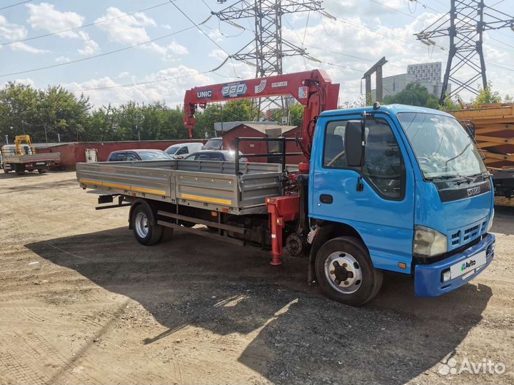 Isuzu NQR75 с КМУ, 2009