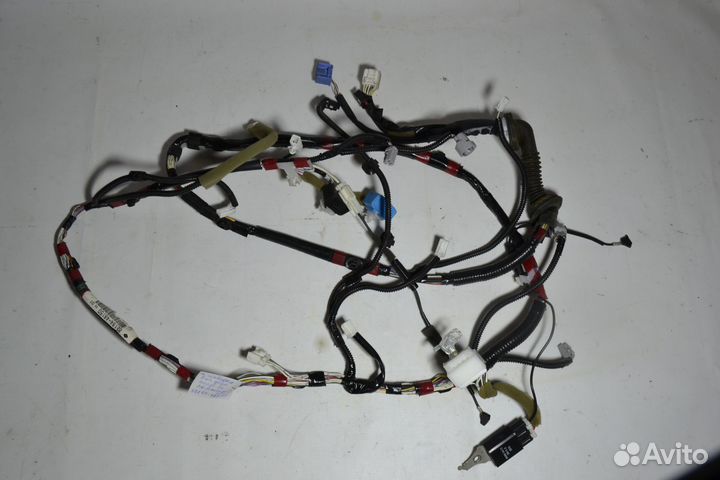 Проводка двери багажника Lexus RX 2