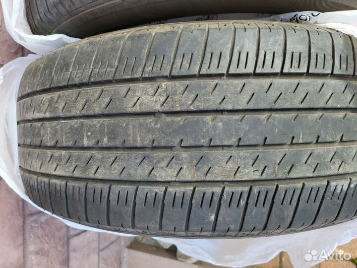 Bridgestone Dueler H/T 685 235/60 R18