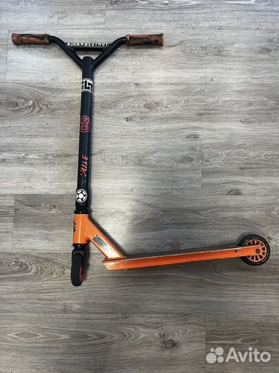 Трюковой самокат tech team duke 202