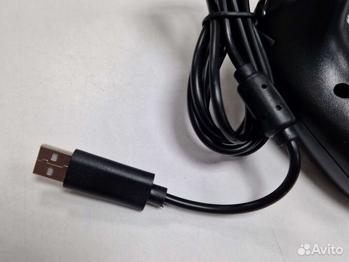 Джойстик для Xbox 360 (проводной)