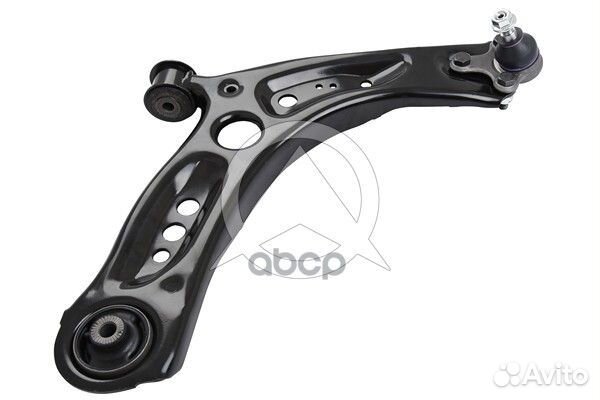 Рычаг подвески правый С шаровой опорой