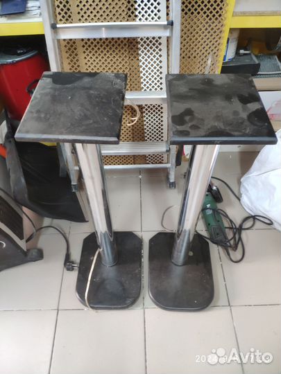 Стойки под колонки