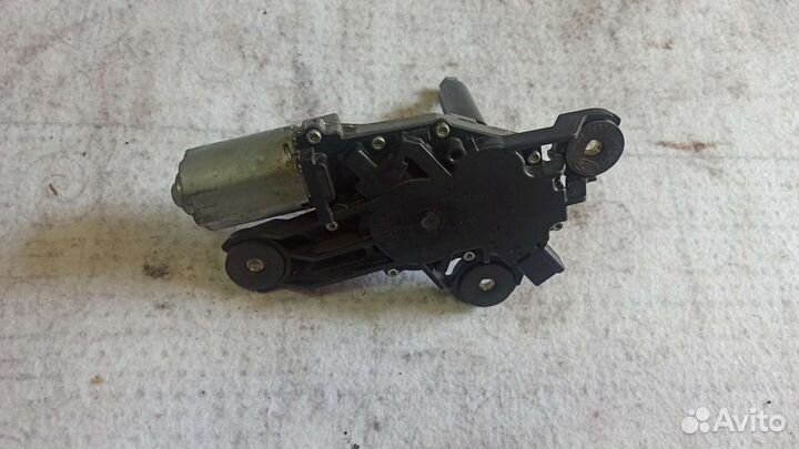 Моторчик стеклоочистителя ford fiesta 08г