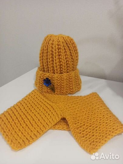 Комплект шапка и шарф женский