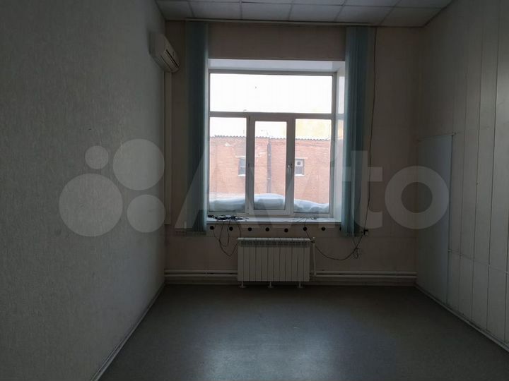 Офис в здании на ул.Нижегородская, 2 эт., 23 м2