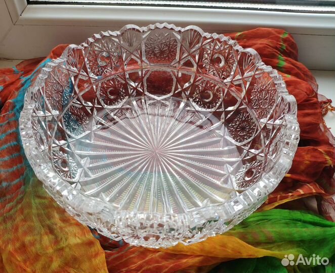 Вазы хрустальные