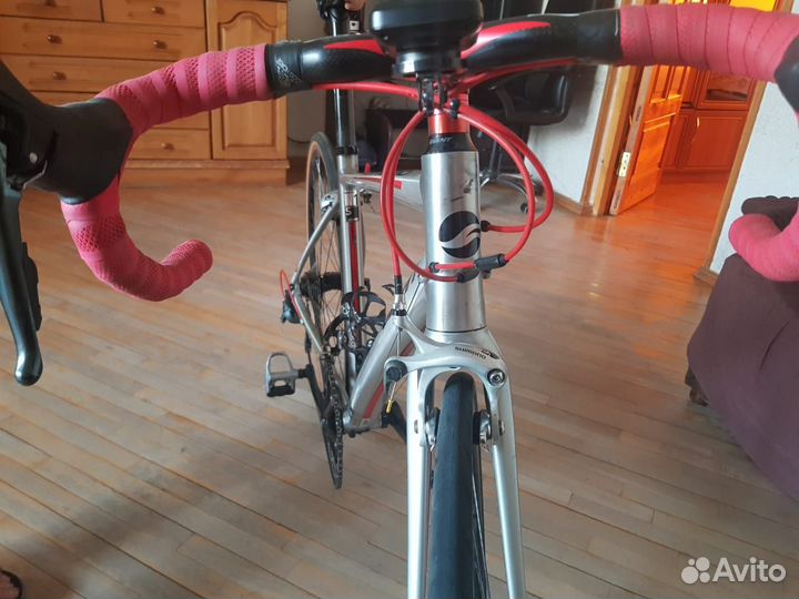 Шоссейный велосипед Giant