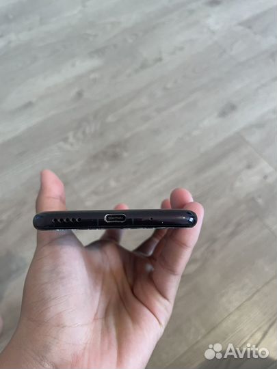 Телефон honor 20 pro