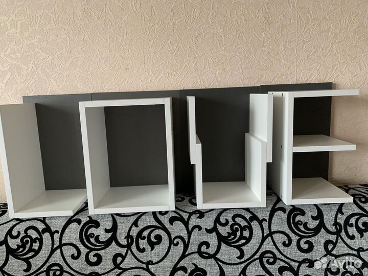 Полки в форме «love»