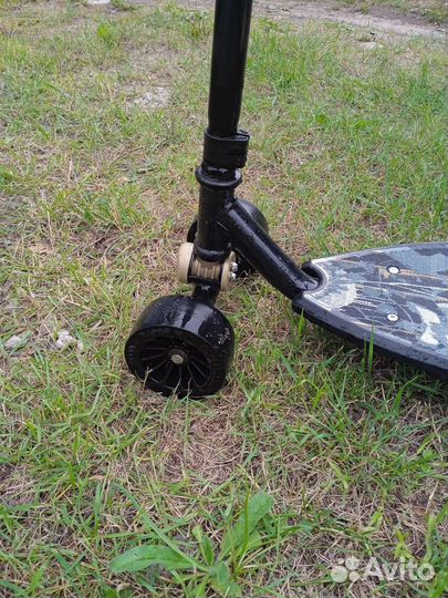 Трюковой самокат oxelo