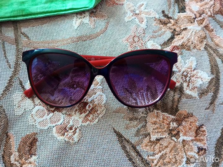 Солнцезащитные очки