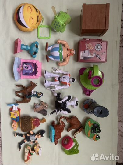 Игрушки Макдональдс Тролли,Furby,Littlest Pet Shop