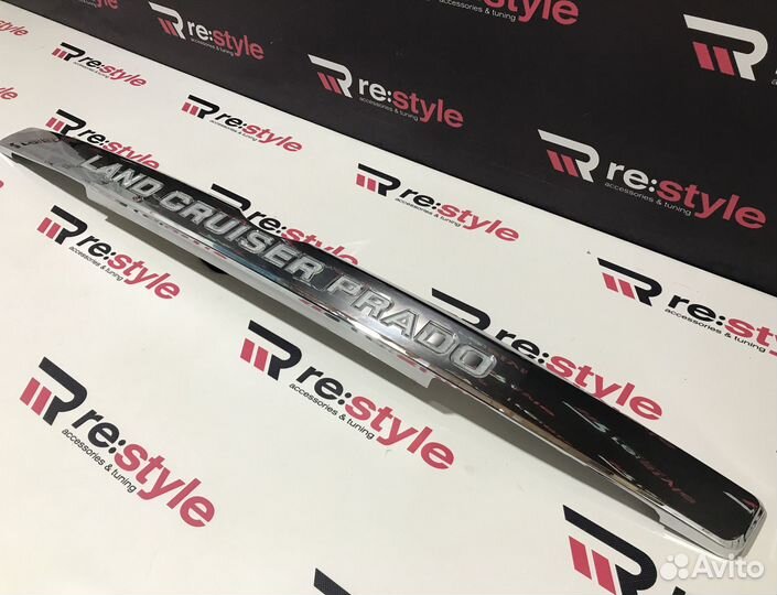 Накладка на 5-ю дверь Land Cruiser Prado 150 R387