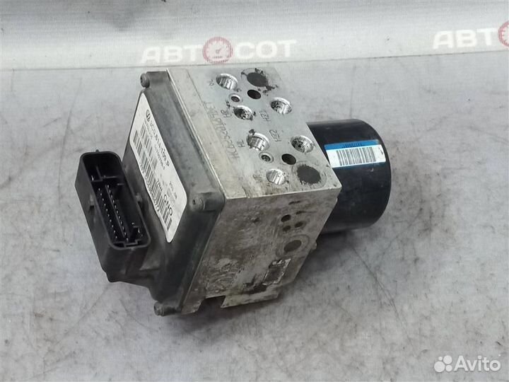 Блок ABS VW Passat (B6) 2005-2010