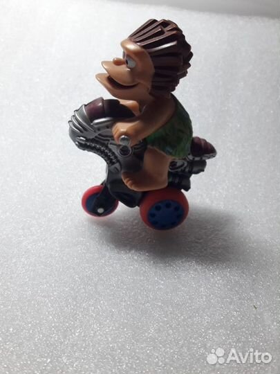 Игрушки Киндер сюрприз, maxi