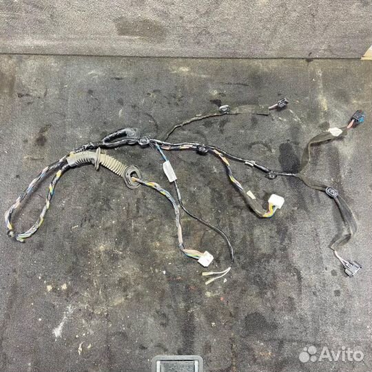 Проводка двери ваз X-RAY 2016