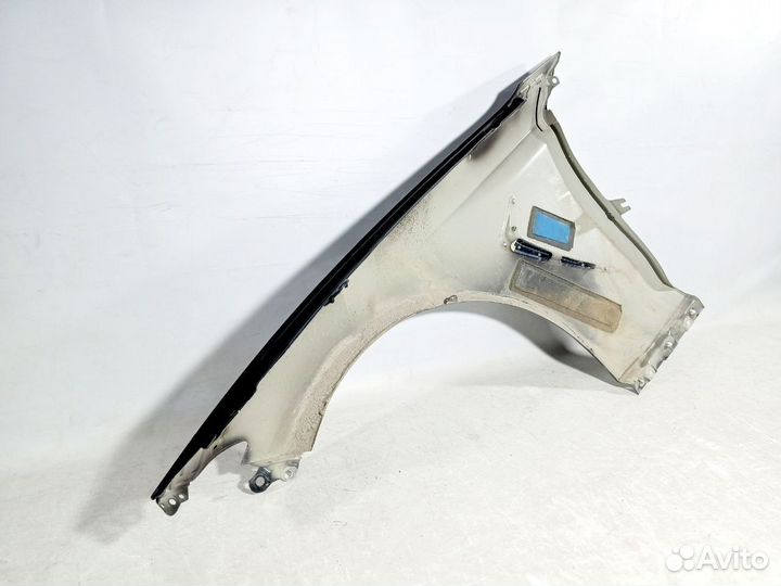 Правое крыло Genesis G70 Б/У