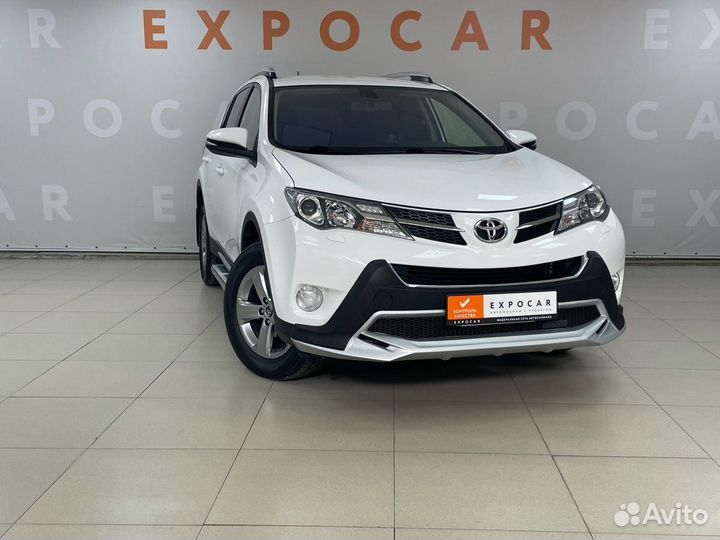 Toyota RAV4 2.2 AT, 2014, 126 245 км