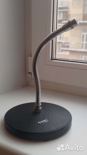 Стойка для микрофона настольная