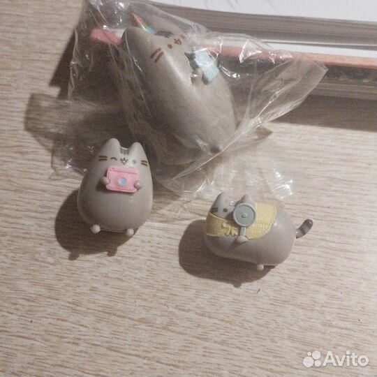 Пушкин фигурка