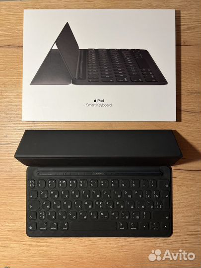 Smart клавиатура для iPad 7 и 8 поколения и др