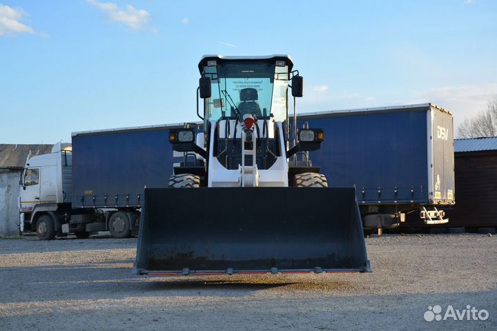 Фронтальный погрузчик GoodWork LX330G, 2023