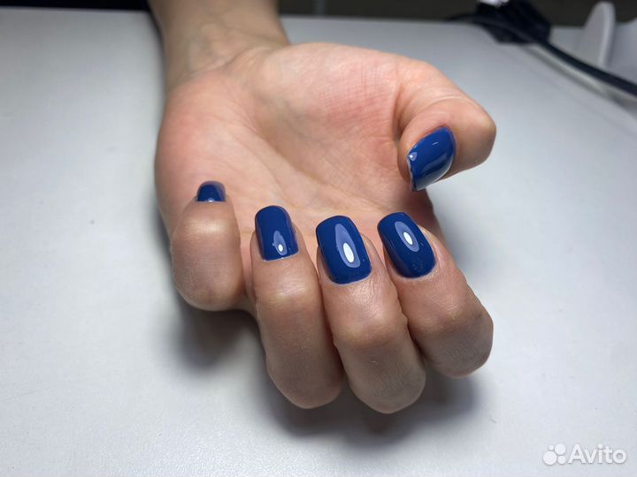 Маникюр и педикюр