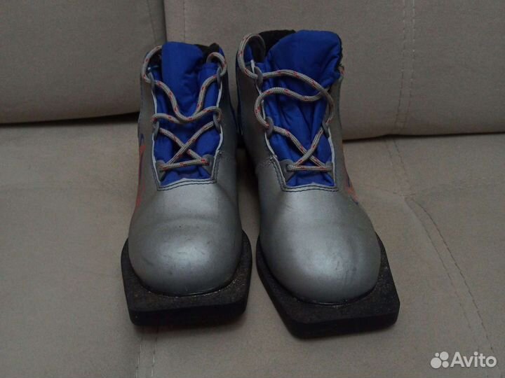 Лыжные ботинки 34 размер