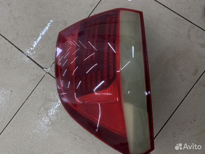 Фонарь задний левый volkswagen polo