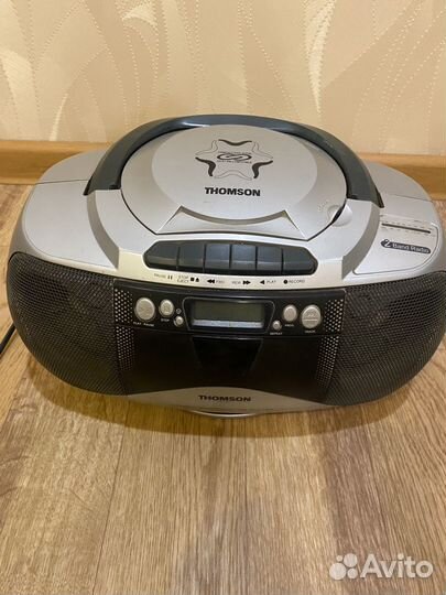 Кассетная магнитола с сд-прогрывателем