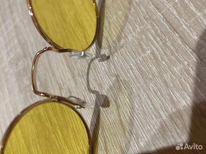 Солнцезащитные очки для девочки