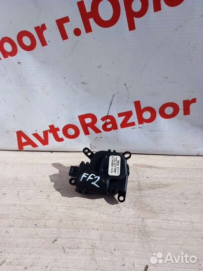 Мотор заслонки отопителя Ford Focus 2