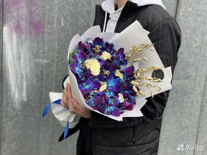 Букет Космические орхидеи