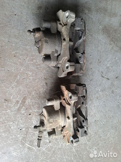 Суппорт передний Ford Mondeo