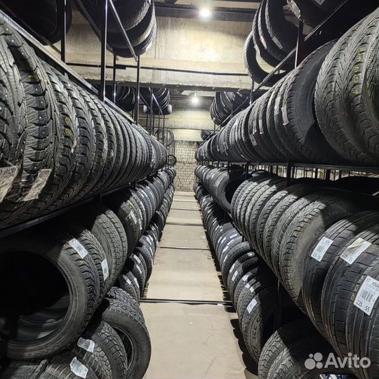 Bridgestone Potenza RE050A 275/35 R19 96W