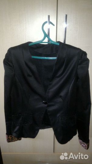 Отдам пиджак