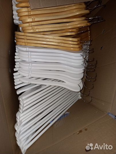 Плечики деревянные 45см белые вешалки