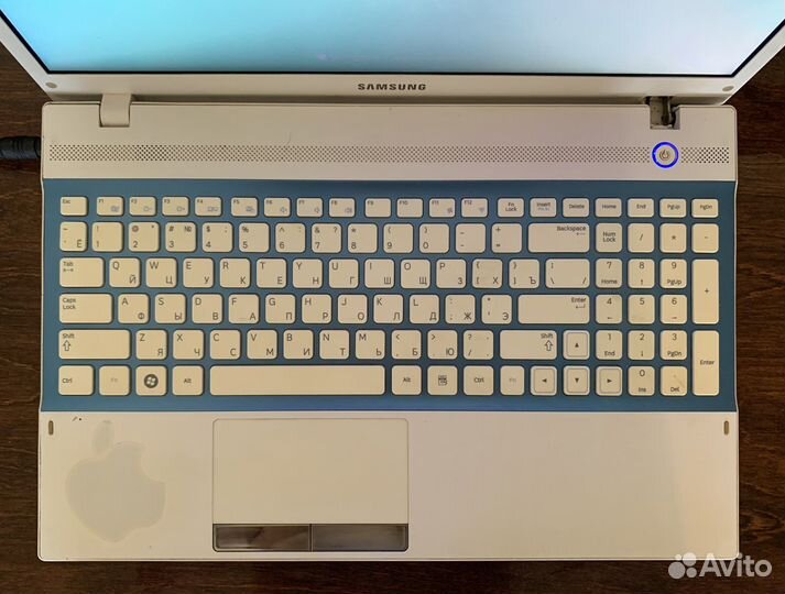 Samsung NP305V5A / Core i3-2350M