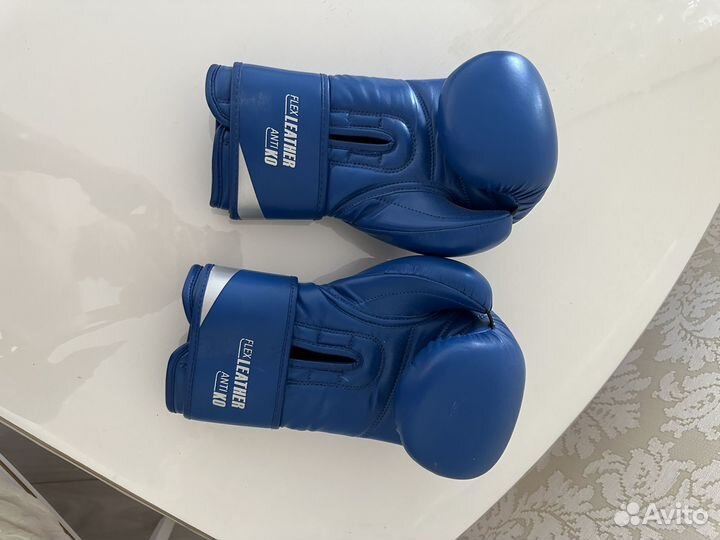 Боксерские перчатки 12 oz