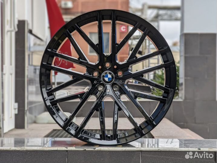 Колеса в сборе зима R21 5x112 на BMW X5 X6 X7 G07