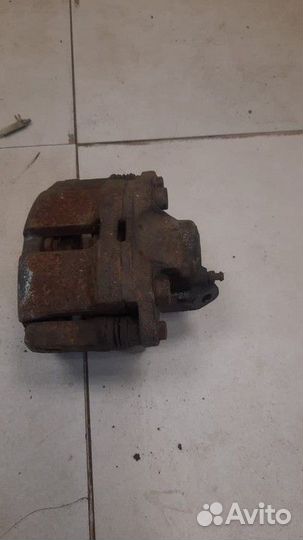 Суппорт передний левый LADA Largus