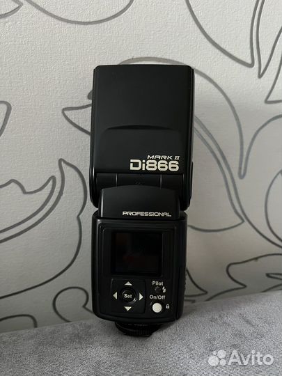 Вспышка nissin mark 2 di866