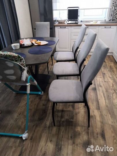 Перетяжка мягкой мебели