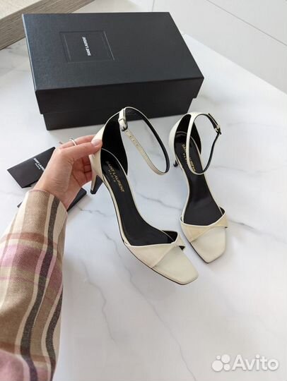 Босоножки Saint Laurent