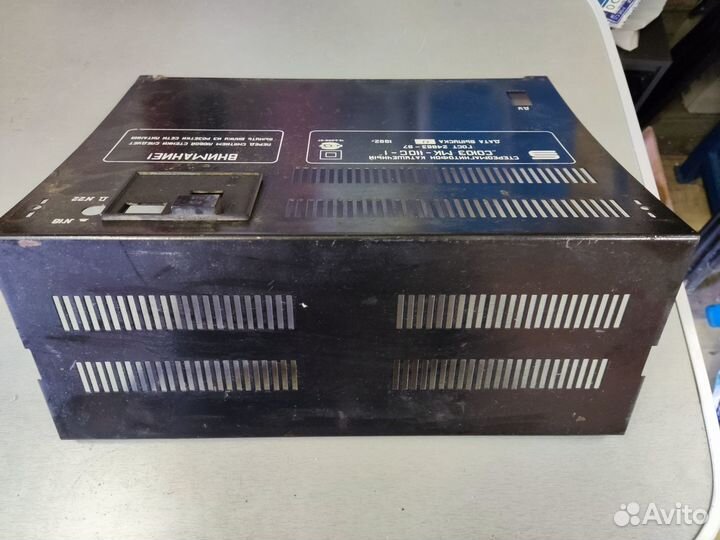 Задняя, нижняя панели для магнитофона 